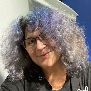 Meet your Posher, Maria